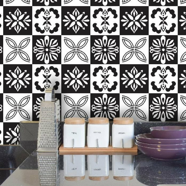 Adesivo de Azulejo Hidráulico Branco e Preto